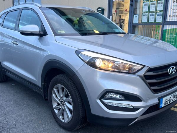 Hyundai Tucson SUV, Diesel, 2016, Silver