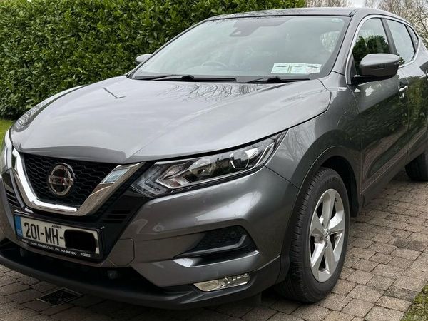 Nissan Qashqai Hatchback, Diesel, 2020, Grey