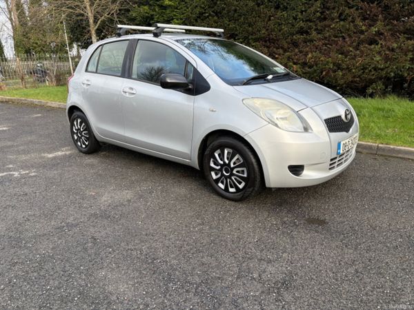 Toyota Yaris Hatchback, Petrol, 2008, Silver