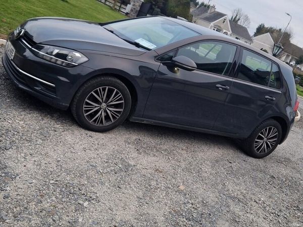 Volkswagen Golf Hatchback, Diesel, 2018, Grey