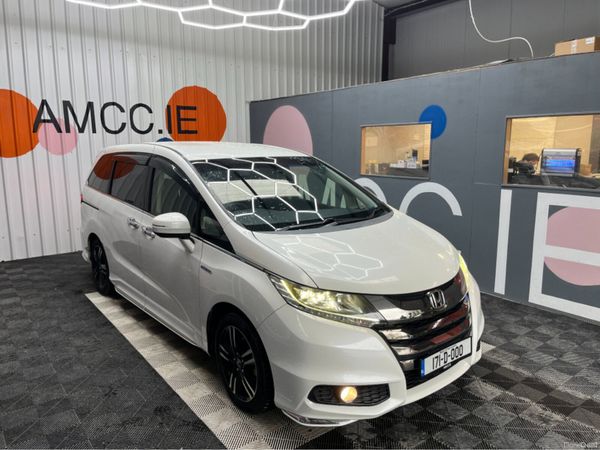 Honda Odyssey MPV, Petrol Hybrid, 2017, White