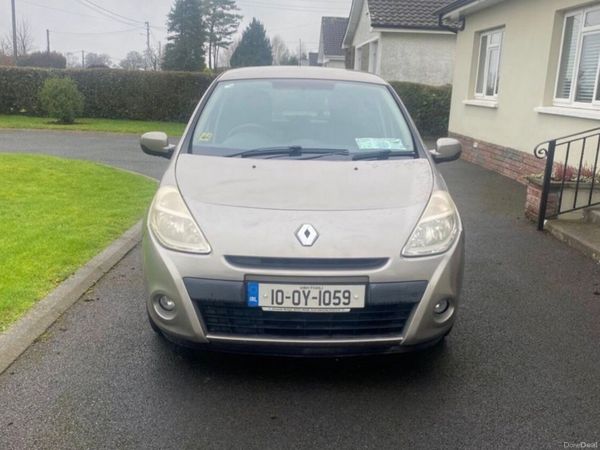 Renault Clio Hatchback, Ethanol Petrol, 2010, Gold