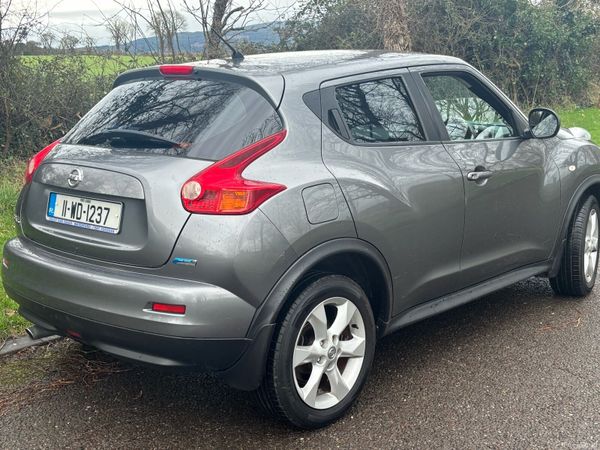 Nissan Juke SUV, Petrol, 2011, Grey