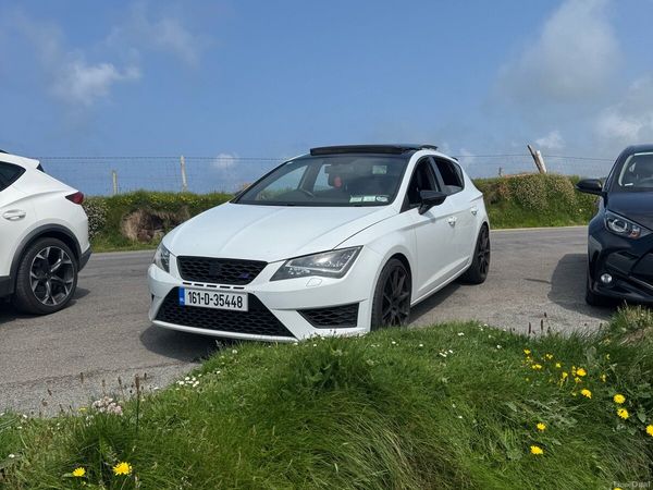 SEAT Leon Estate, Petrol, 2016, White