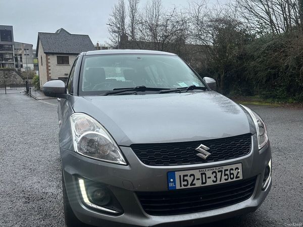 Suzuki Swift Hatchback, Petrol, 2015, Grey
