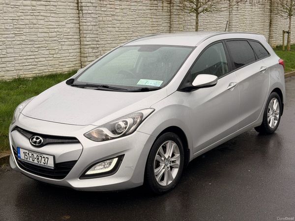 Hyundai i30 Estate/Jeep, Diesel, 2015, Silver