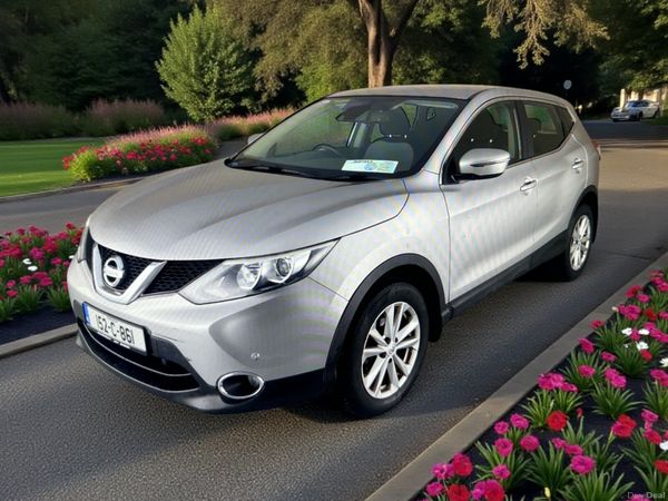 Nissan Qashqai Hatchback, Diesel, 2015, Silver