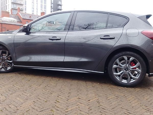 Ford Focus Hatchback, Petrol, 2024, Grey