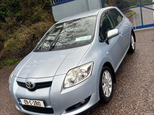 Toyota Auris Hatchback, Diesel, 2009, Blue