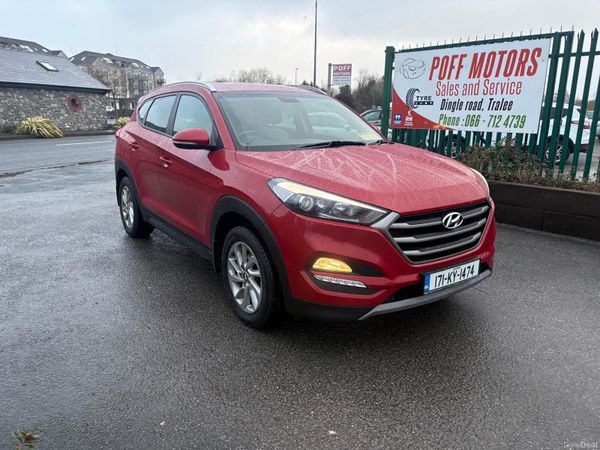 Hyundai Tucson SUV, Diesel, 2017, Red