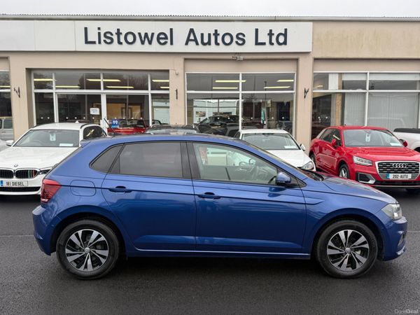 Volkswagen Polo Hatchback, Petrol, 2018, Blue