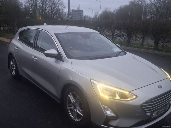 Ford Focus Hatchback, Diesel, 2019, Grey