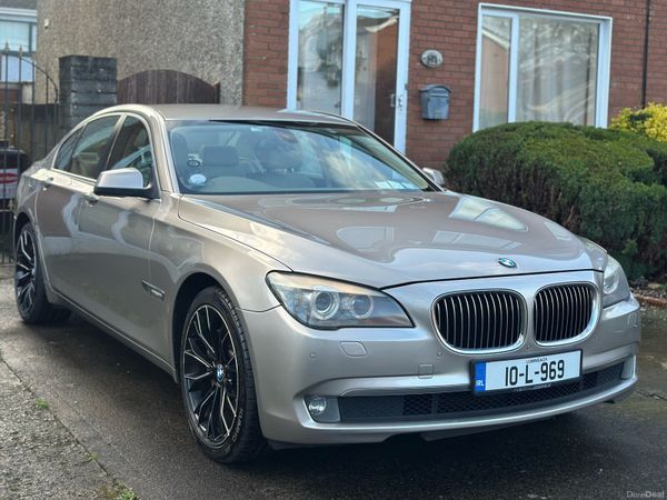 BMW 7-Series Saloon, Diesel, 2010, Silver