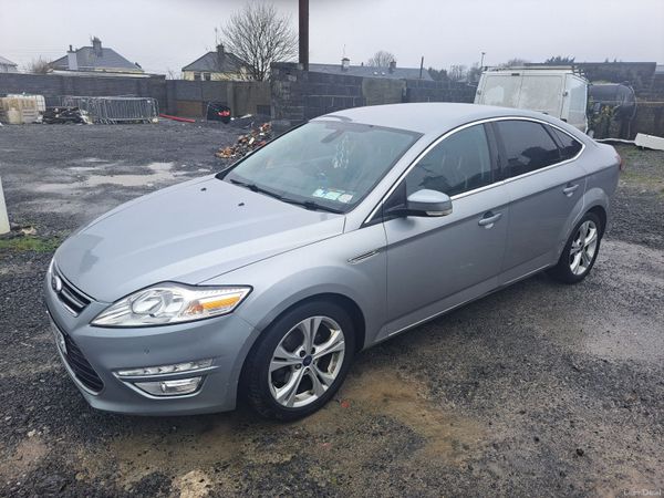 Ford Mondeo Hatchback, Diesel, 2014, Silver