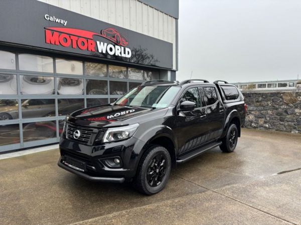 Nissan Navara Pick Up, Diesel, 2021, Black