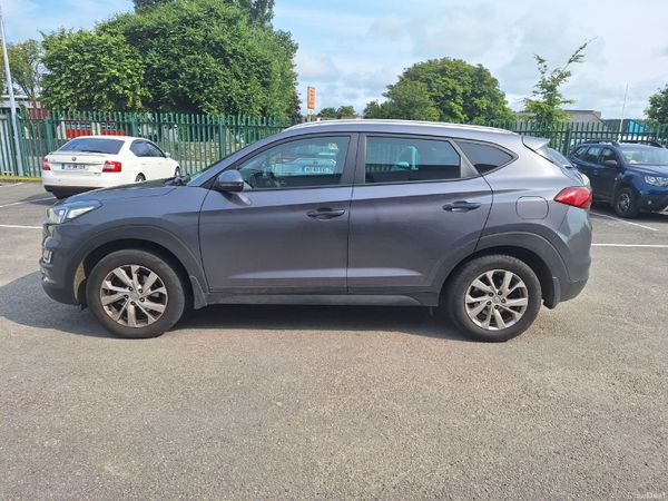 Hyundai Tucson SUV, Diesel, 2019, Grey
