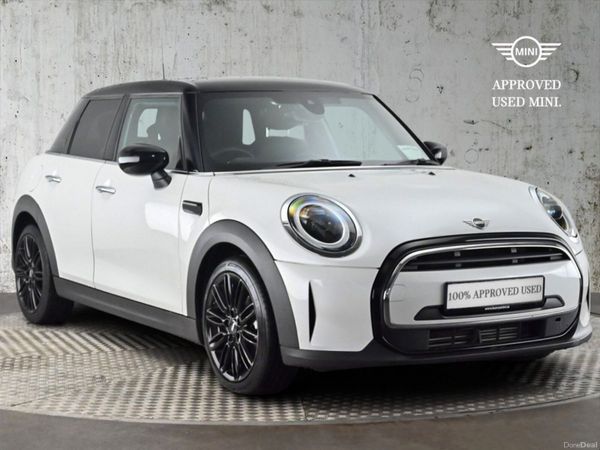 Mini Cooper Hatchback, Petrol, 2024, White