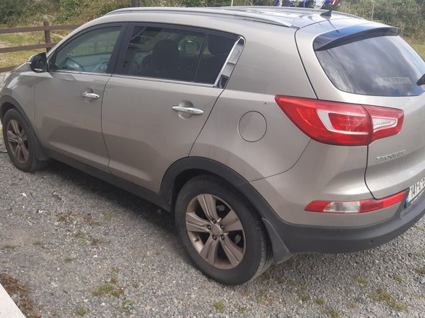 Kia Sportage SUV, Diesel, 2014, Silver