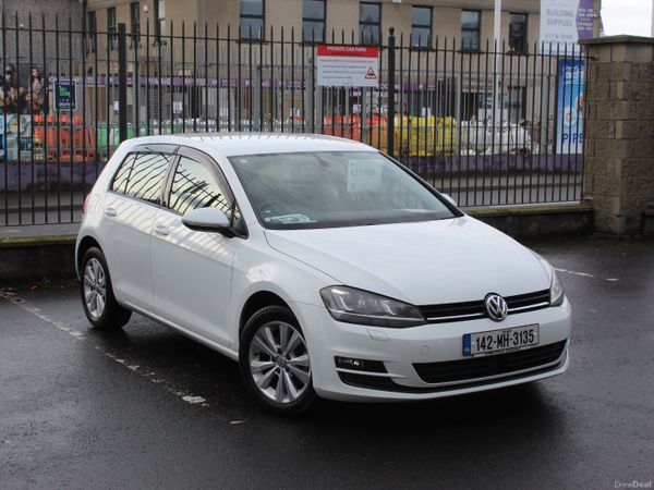 Volkswagen Golf Hatchback, Petrol, 2014, White