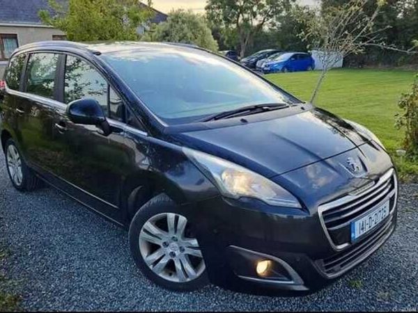 Peugeot 5008 MPV, Diesel, 2014, Black