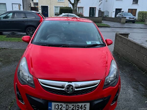 Vauxhall Corsa Hatchback, Petrol, 2013, Red