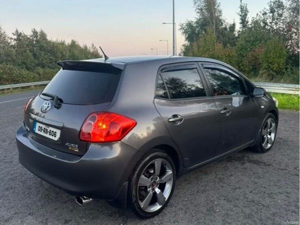 Toyota Auris Hatchback, Diesel, 2009, Grey