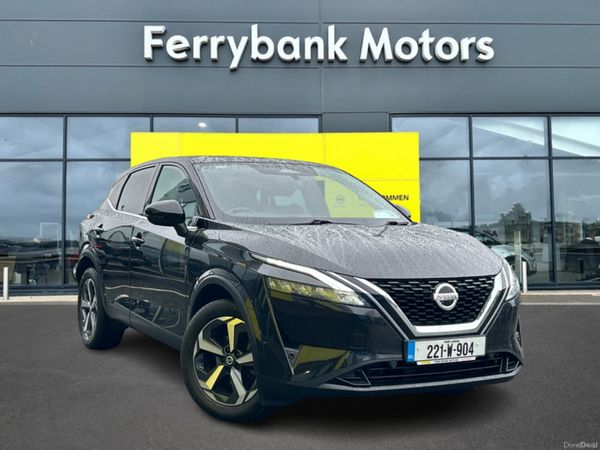 Nissan Qashqai MPV, Petrol, 2022, Black