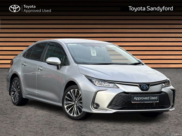 Toyota Corolla Saloon, Petrol Hybrid, 2025, Silver