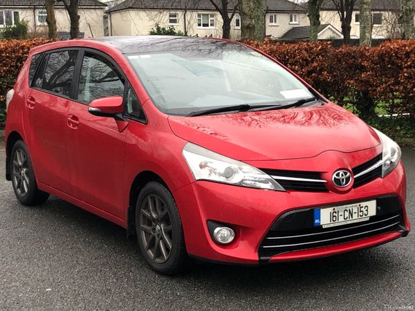 Toyota Verso MPV, Diesel, 2016, Red