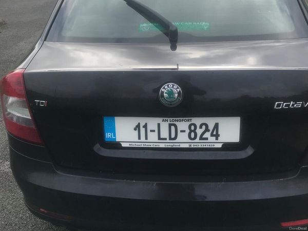 Skoda Octavia Saloon, Diesel, 2011, Black