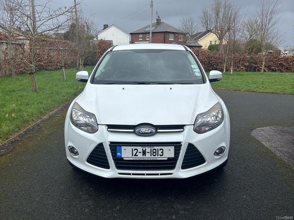 Ford Focus Hatchback, Petrol, 2012, White