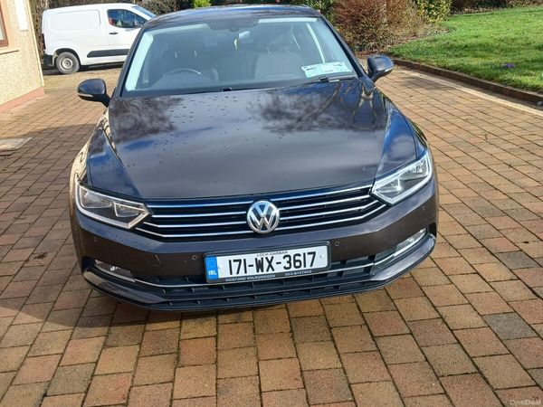 Volkswagen Passat Saloon, Diesel, 2017, Brown