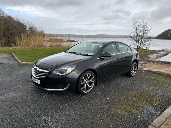 Vauxhall Insignia Hatchback, Diesel, 2014, Black