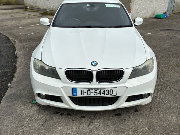 BMW 3-Series Saloon, Diesel, 2011, White