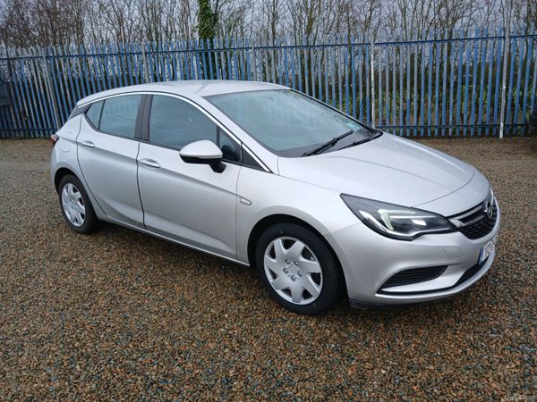 Opel Astra Hatchback, Diesel, 2017, Grey