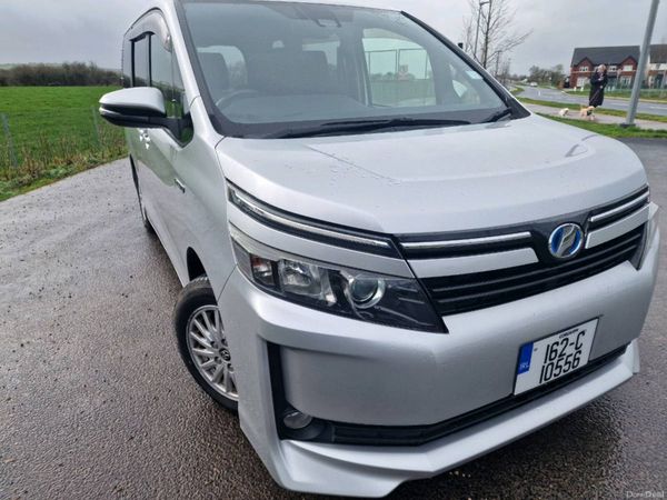 Toyota Voxy MPV, Petrol Hybrid, 2016, Silver
