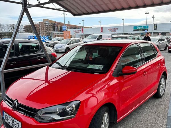Volkswagen Polo Hatchback, Diesel, 2013, Red
