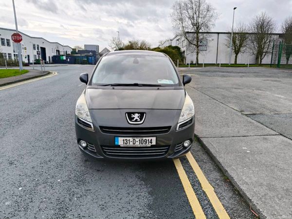 Peugeot 5008 MPV, Diesel, 2013, Grey