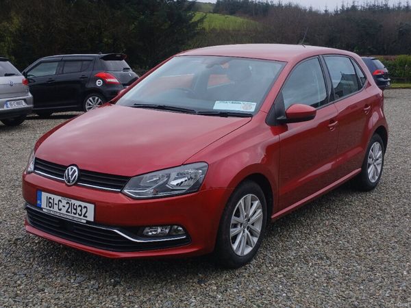 Volkswagen Polo Hatchback, Petrol, 2016, Red