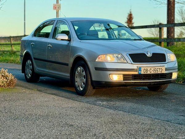 Skoda Octavia Hatchback, Petrol, 2008, Silver