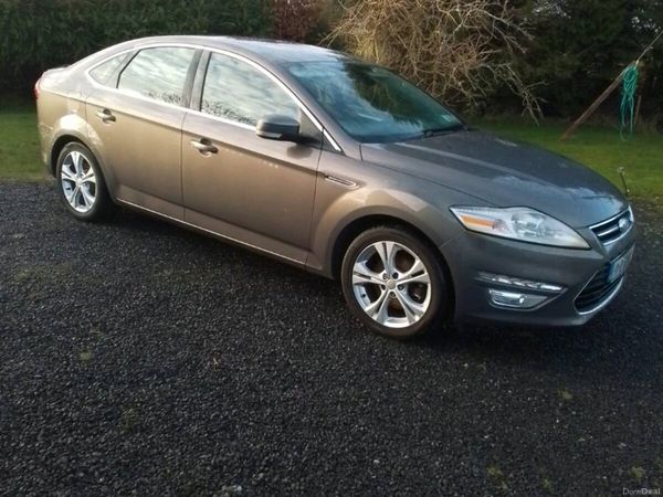 Ford Mondeo Hatchback, Diesel, 2011, Brown