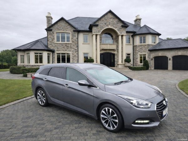 Hyundai i40 Estate/Jeep, Diesel, 2016, Silver