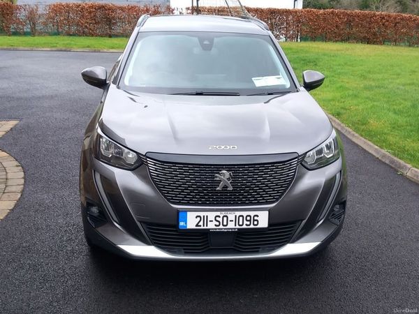 Peugeot 2008 Hatchback, Diesel, 2021, Grey