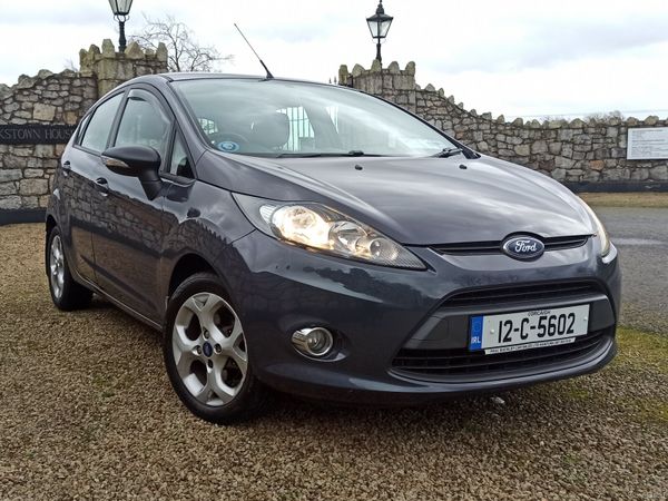 Ford Fiesta Hatchback, Petrol, 2012, Grey