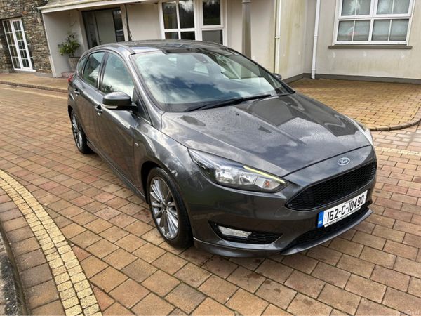 Ford Focus Hatchback, Diesel, 2016, Grey