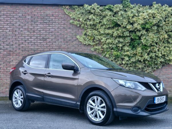 Nissan Qashqai Hatchback, Diesel, 2015, Brown
