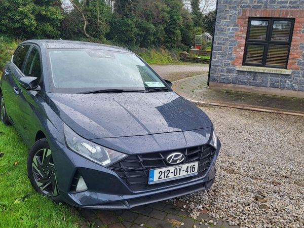 Hyundai i20 Hatchback, Petrol, 2021, Grey