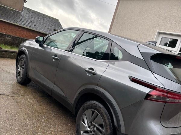 Nissan Qashqai MPV, Petrol, 2022, Grey