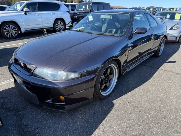 Nissan Skyline Coupe, Petrol, 1995, Black