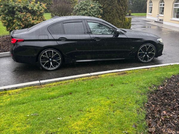 BMW 5-Series Saloon, Diesel, 2021, Black